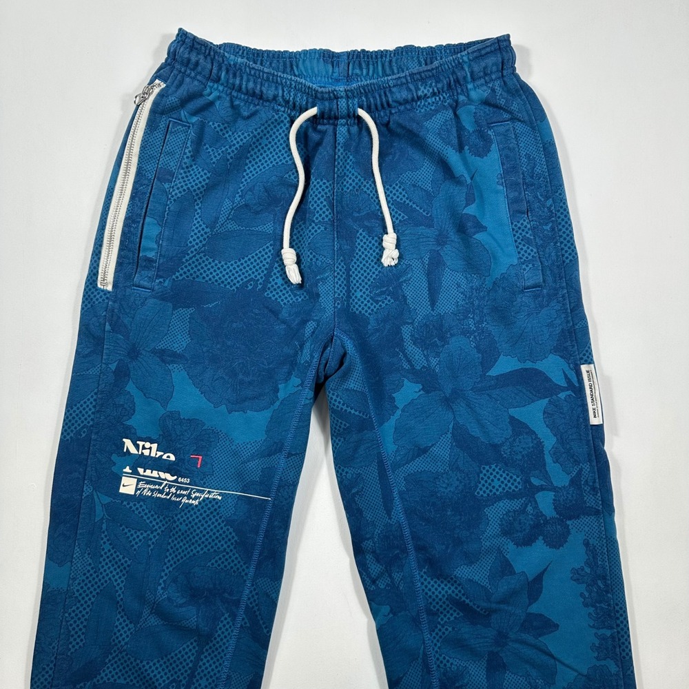 Nike Standard Issue Joggers Mens Small Floral Halftone Graphic Blue DV0016-453